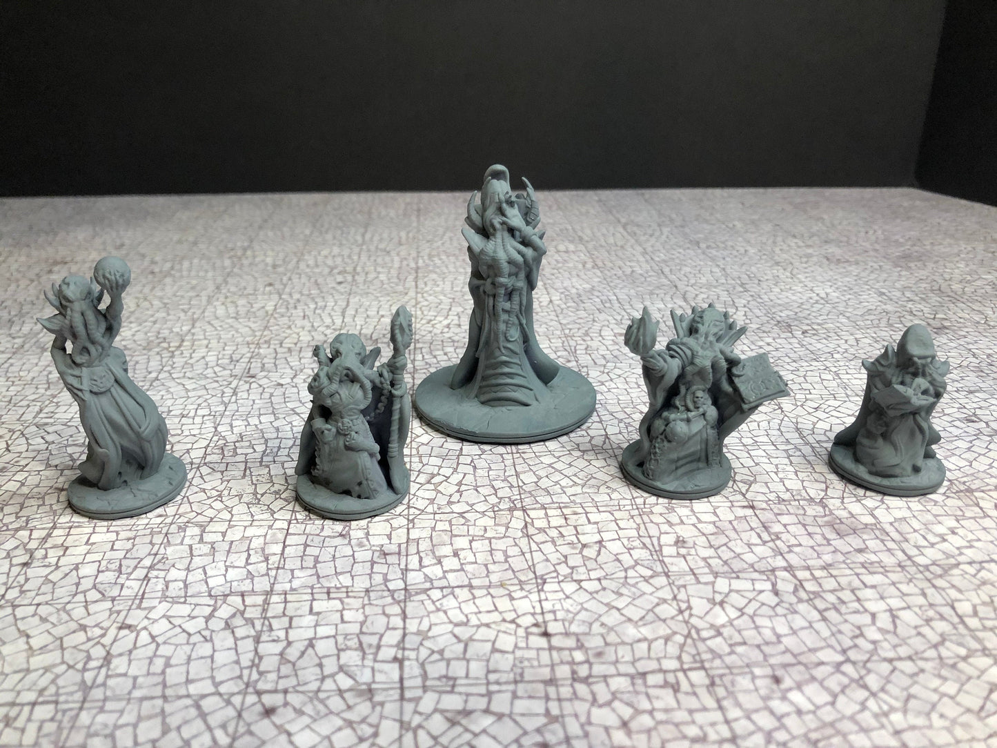 Mind Flayer Miniatures – 28-33mm Scale | Underdark Alien Nobles & Wizards
