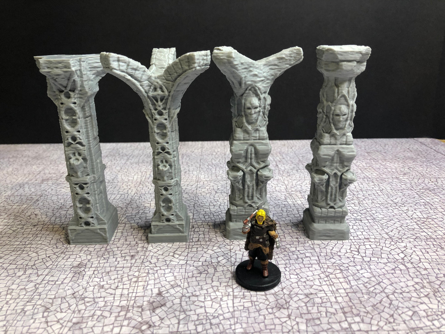 Stone Columns (2-Pack) – 28-33mm Scale | Dwarven Temple & Dungeon Terrain
