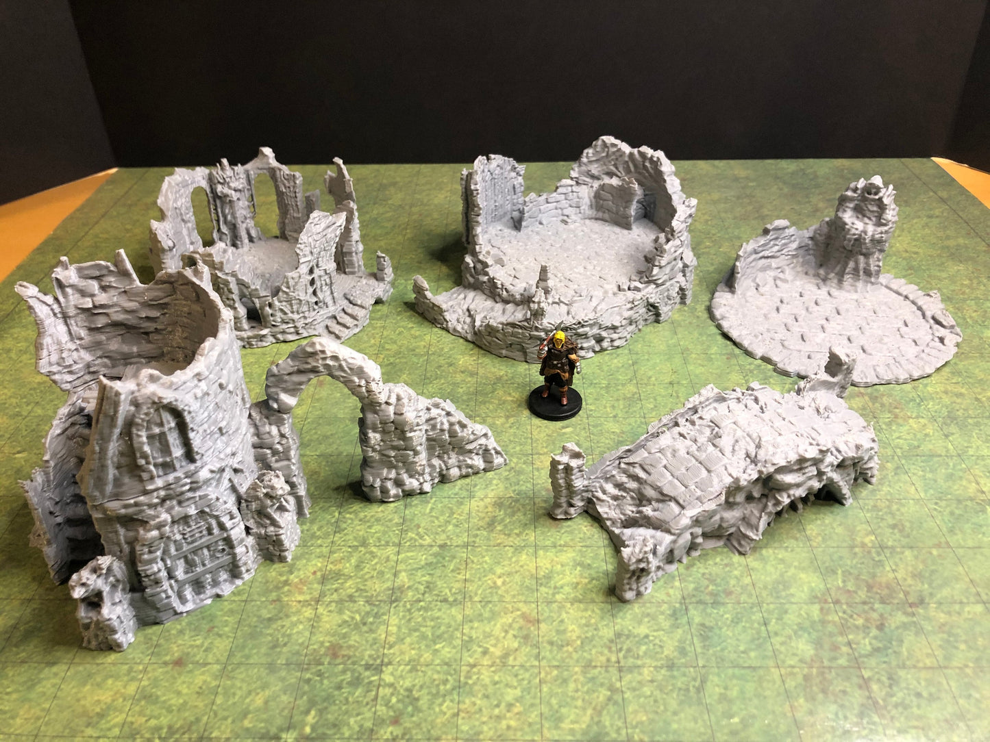 Stone Ruins Playset (5 Pieces) – 28-33mm Scale | Modular Ruined City & Dungeon Terrain