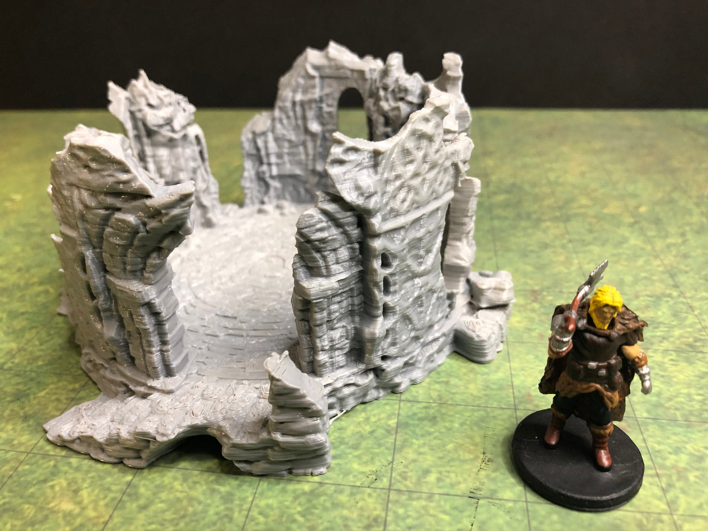 Stone Ruins Playset (5 Pieces) – 28-33mm Scale | Modular Ruined City & Dungeon Terrain