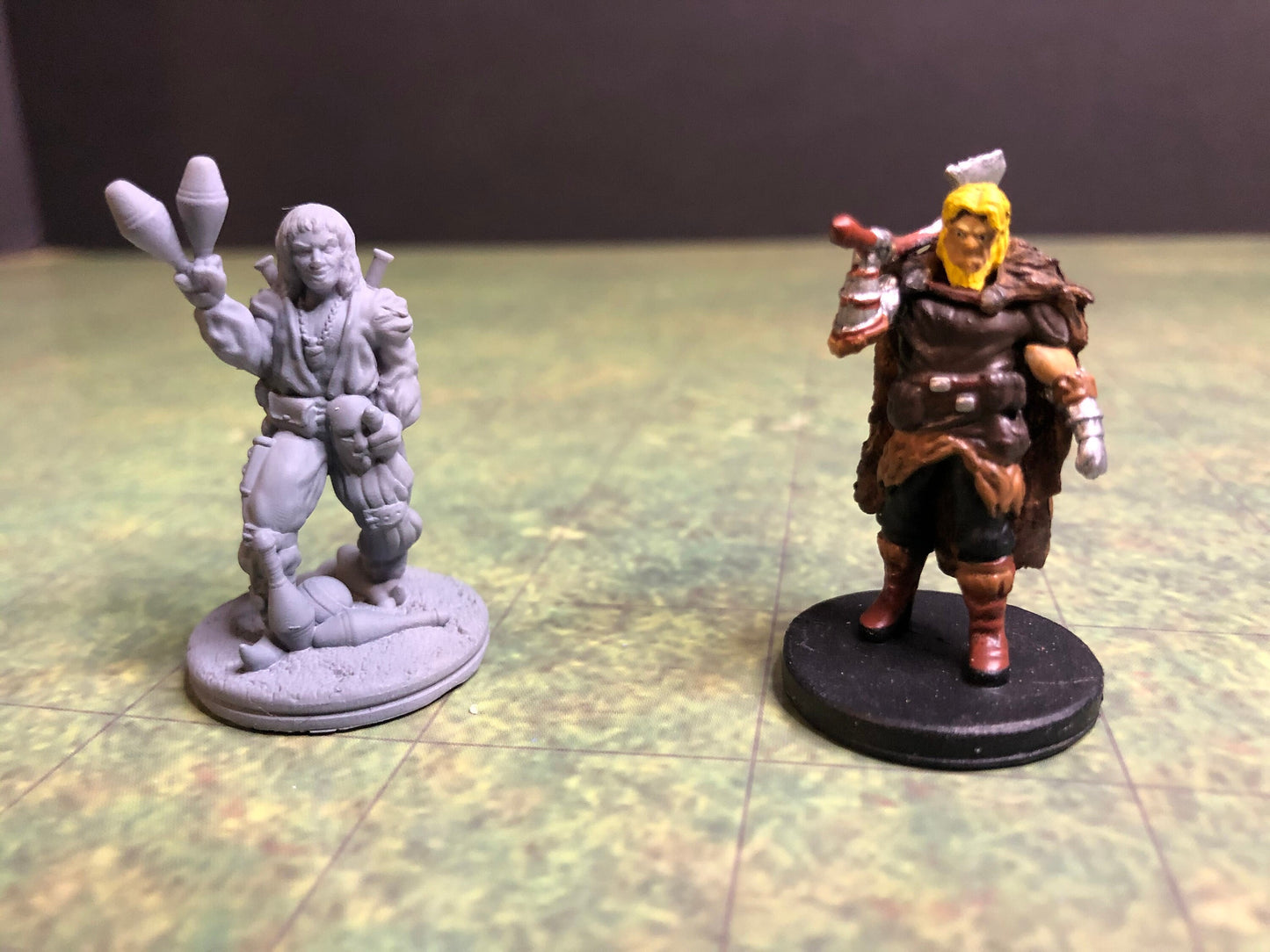 Performance Troupe Miniature Set – 28-33mm Scale | Bards & Entertainers