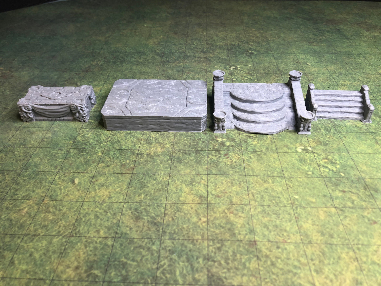 Altar and Dais Playset – 28-33mm Scale | Ritual Shrine & Temple Terrain