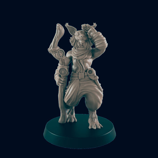 Tabaxi / Catfolk Guide Miniature – 28-33mm Scale | Wilderness NPC Figure